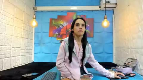 Lucy unlimit come back here  online show from 03/12/26, 01:23