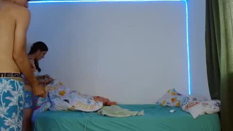 Snapshot of lucy_y_jacob chatting on 09/17/25, 04:52 lucy_y_jacob online show from 09/17/25, 04:52