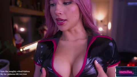 Lucy Alien  online show from 01/09/26, 04:43