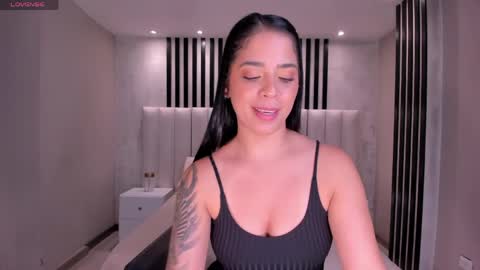 Lucy online show from 05/30/26, 04:42