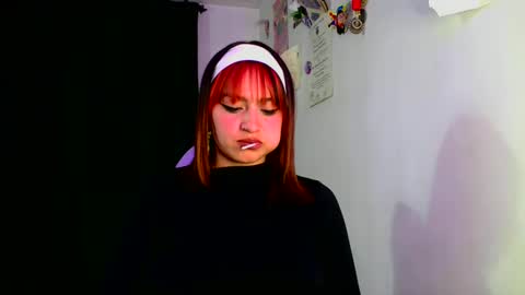 Snapshot of lucycherry__ chatting on 02/07/25, 04:16 LUCIA online show from 02/07/25, 04:16