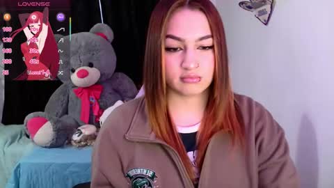 Snapshot of lucycherry__ chatting on 11/10/25, 10:36 LUCIA online show from 11/10/25, 10:36