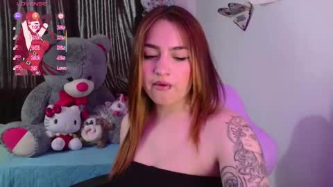 Snapshot of lucycherry__ chatting on 11/21/25, 12:37 LUCIA online show from 11/21/25, 12:37