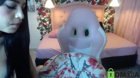 Snapshot of lucycute_1 chatting on 02/06/25, 04:36 Lucy Cute online show from 02/06/25, 04:36