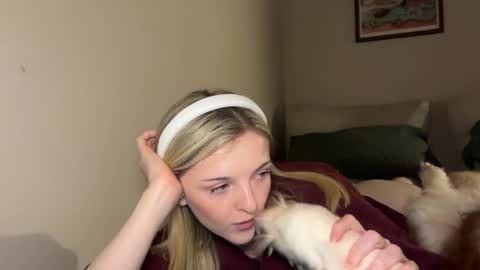 Lucy online show from 04/11/26, 11:09