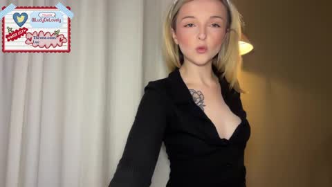 Snapshot of lucydelovely chatting on 04/21/26, 11:07 Lucy online show from 04/21/26, 11:07
