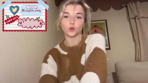 Snapshot of lucydelovely chatting on 06/20/26, 11:29 Lucy online show from 06/20/26, 11:29