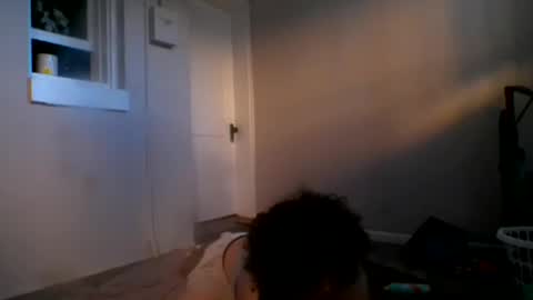 lucydreamsx2 online show from 03/25/26, 12:49