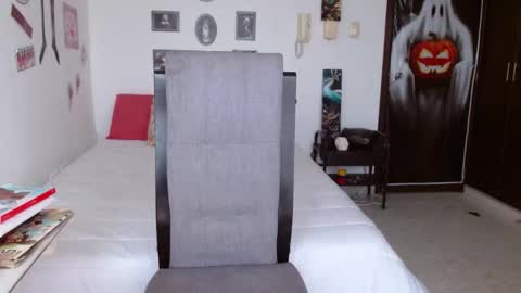 Lucya Fernanda  online show from 10/07/25, 12:57