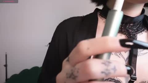 Snapshot of lucykitty_ chatting on 12/15/25, 12:42 lucykitty_ online show from 12/15/25, 12:42