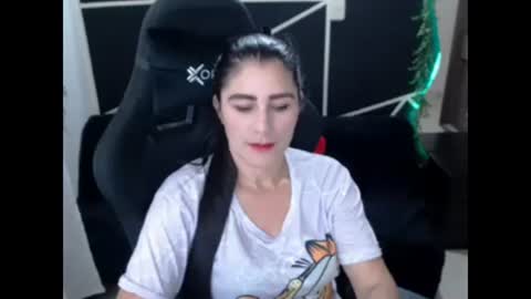 LUCY online show from 11/23/25, 07:02