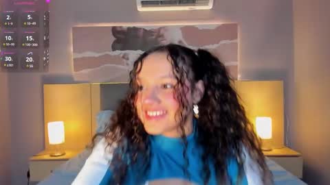 Snapshot of lucylovelyy1 chatting on 02/01/25, 12:29 Lucy online show from 02/01/25, 12:29