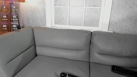 Snapshot of lucylovelyy1 chatting on 09/15/25, 12:43 Lucy online show from 09/15/25, 12:43