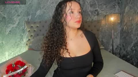 Snapshot of lucylovelyy1 chatting on 10/19/25, 02:12 Lucy online show from 10/19/25, 02:12