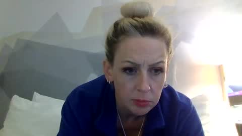 Snapshot of lucyloveslookers78240 chatting on 12/05/24, 05:26 Lucy Loves Lookers online show from 12/05/24, 05:26