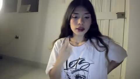 lucyportman online show from 04/19/26, 09:19