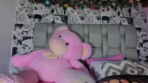 Lucy online show from 05/19/26, 11:27