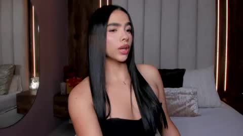 Lucy online show from 05/06/26, 02:40