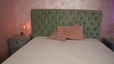 LucyWillow online show from 01/18/26, 04:16