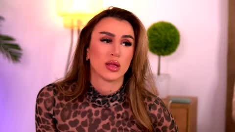 Lucy P online show from 04/10/26, 08:46