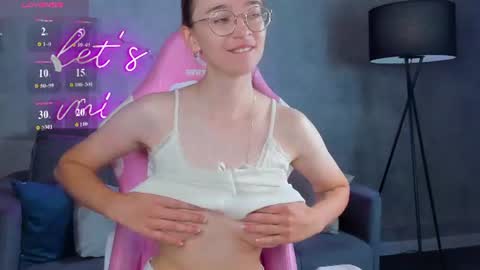 Snapshot of lucyy_green chatting on 07/14/26, 02:05 Lucy online show from 07/14/26, 02:05