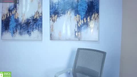 Lucy Liiu online show from 10/26/25, 02:01