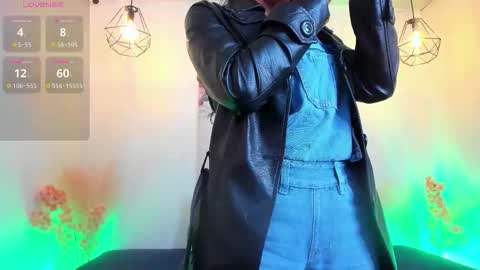 Lucy Liiu online show from 01/07/26, 01:13