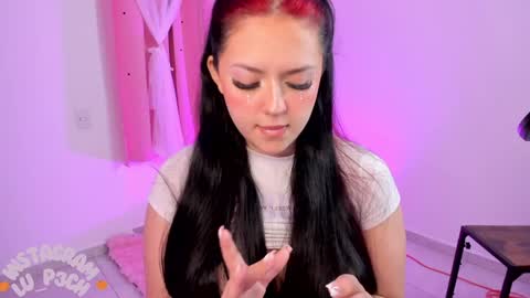 Snapshot of lucyy_peach chatting on 12/19/24, 02:12 LUCYY FROM HOME  online show from 12/19/24, 02:12