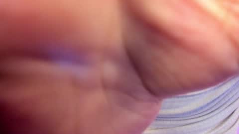 Snapshot of lucyy_peach chatting on 02/12/25, 05:37 LUCYY FROM HOME  online show from 02/12/25, 05:37