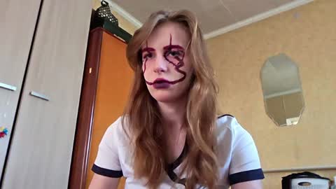Snapshot of lucyzachar chatting on 04/07/26, 06:14 Sofia online show from 04/07/26, 06:14