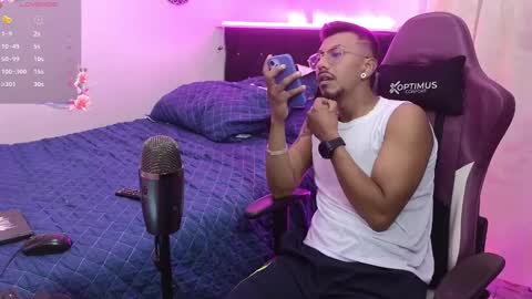 Snapshot of lufehott chatting on 12/31/24, 05:44 lufehott online show from 12/31/24, 05:44