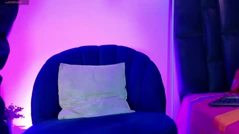 Lui online show from 04/17/26, 04:04