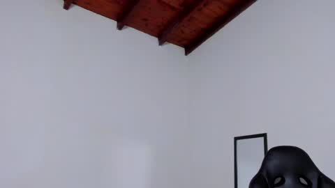 Luigi Vitale online show from 05/17/26, 01:03