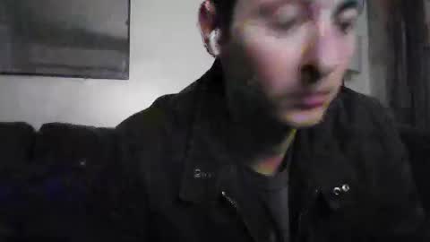 Snapshot of luigiferraro20 chatting on 11/16/25, 10:10 luigiferraro20 online show from 11/16/25, 10:10