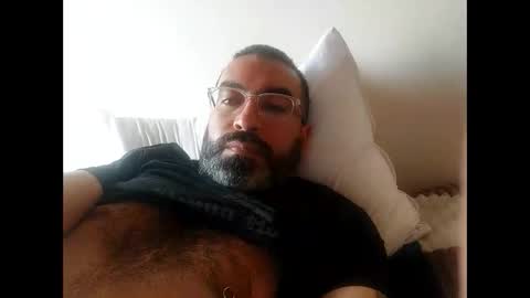 Snapshot of luis2988z chatting on 02/09/25, 07:19 Hairyman online show from 02/09/25, 07:19