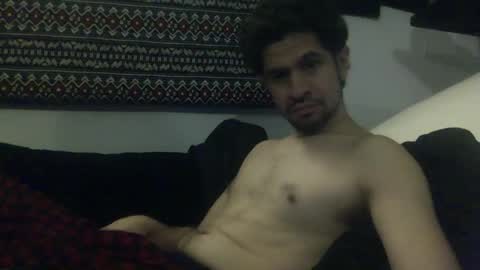 Snapshot of luis603ito chatting on 12/20/25, 01:12 luis603ito online show from 12/20/25, 01:12