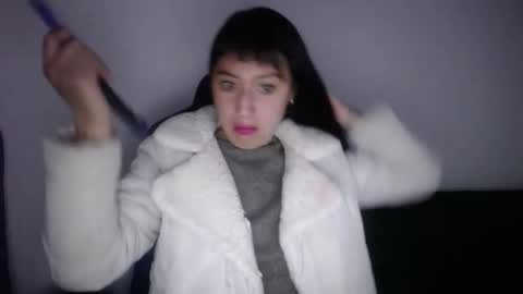 luisa_homes online show from 12/22/25, 10:23