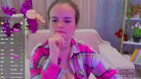 Snapshot of luisa_rosee chatting on 05/09/26, 02:55 Luisa Rosee online show from 05/09/26, 02:55