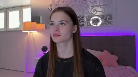 LuisaClover online show from 05/10/26, 12:21