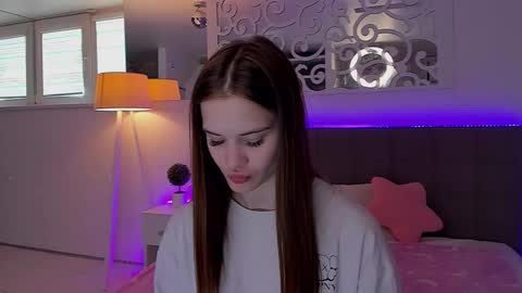 LuisaClover online show from 05/12/26, 12:24