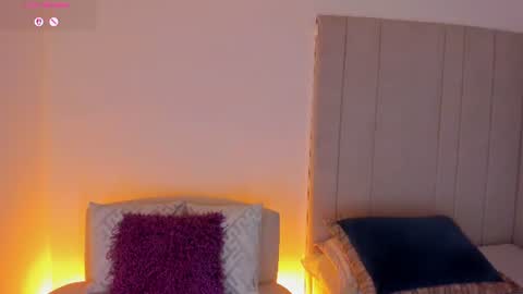 Snapshot of luisah_ chatting on 06/19/26, 08:01 L U I S A online show from 06/19/26, 08:01