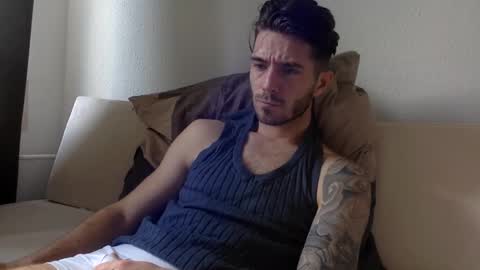 Snapshot of luisbadx chatting on 03/01/25, 08:45 Luis Badx online show from 03/01/25, 08:45