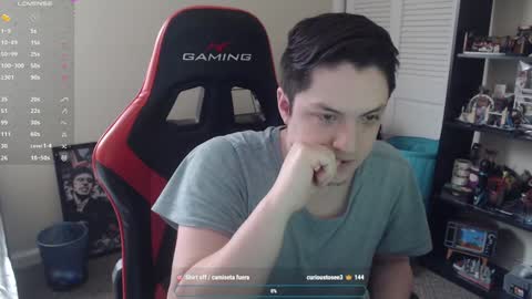 Snapshot of luisdiaztube chatting on 01/25/25, 05:08 Luisdiaztube online show from 01/25/25, 05:08