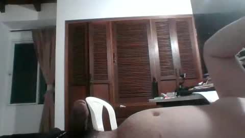 luisfer86 online show from 02/17/26, 01:24
