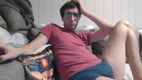 Snapshot of luismcawesome chatting on 01/28/25, 11:28 Luis online show from 01/28/25, 11:28