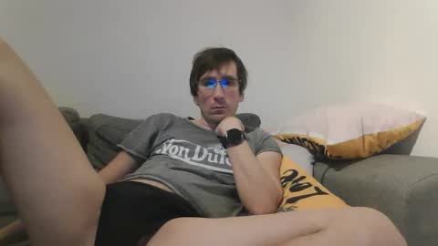 Snapshot of luismcawesome chatting on 12/03/25, 10:19 Luis online show from 12/03/25, 10:19