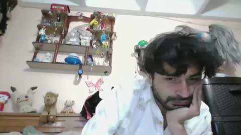 Snapshot of luismiastarot chatting on 10/29/25, 02:36 luismiastarot online show from 10/29/25, 02:36