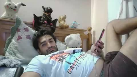 Snapshot of luismiastarot chatting on 11/26/25, 04:35 luismiastarot online show from 11/26/25, 04:35