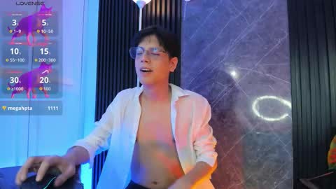 luixdust1 online show from 11/27/25, 05:53