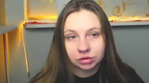 Snapshot of luizaheems_ chatting on 12/12/24, 10:34 Luiza online show from 12/12/24, 10:34